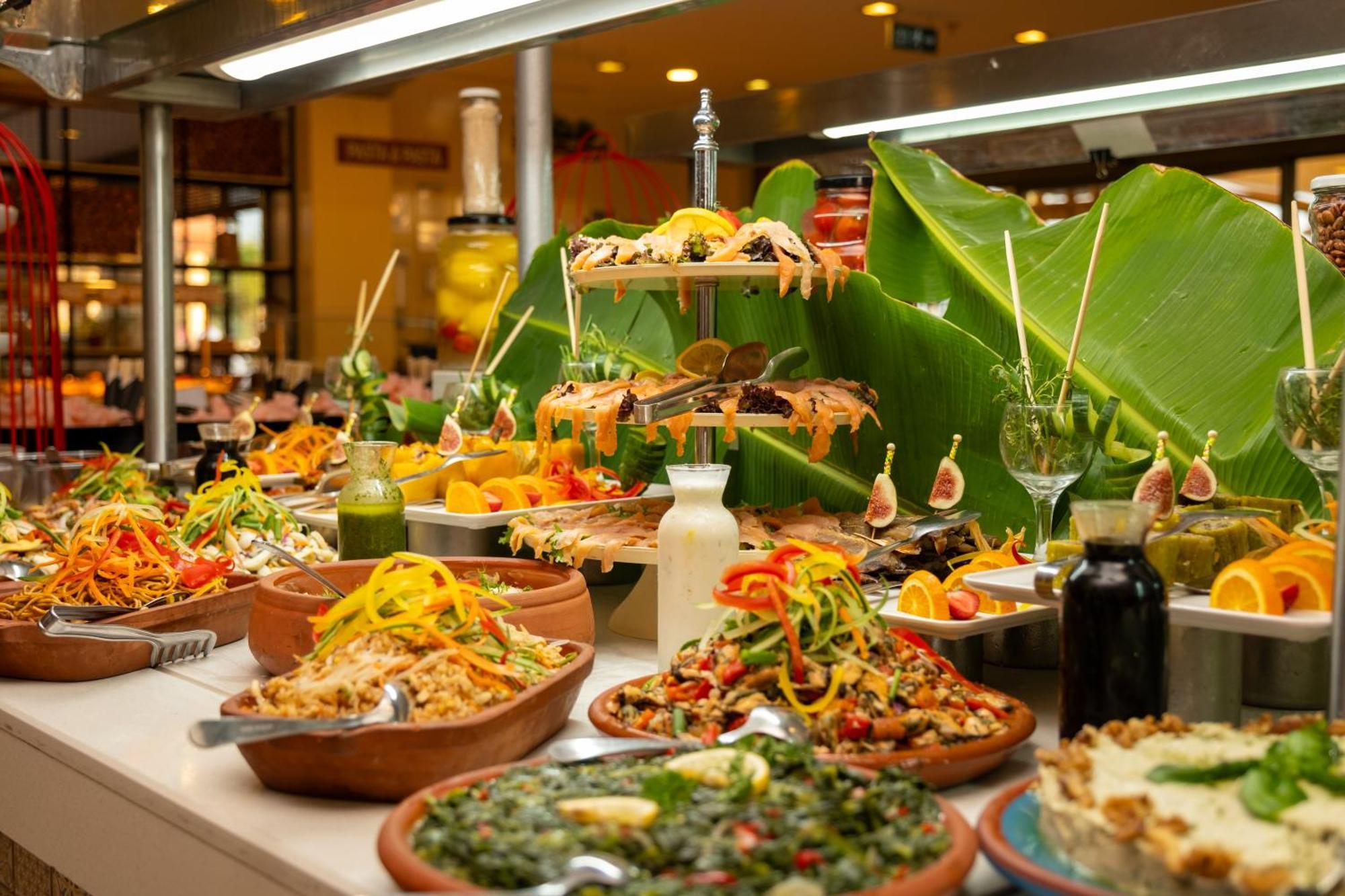 Aqi Pegasos Royal Hotel เอาซัลลาร์ ภายนอก รูปภาพ
